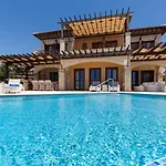 Resort Aphrodite Hills - Junior