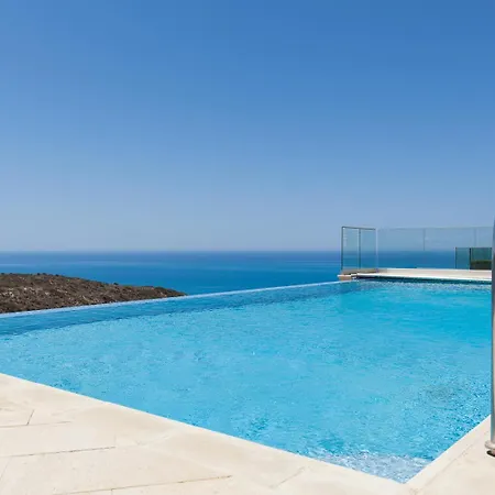 Aphrodite Hills - Junior 5*