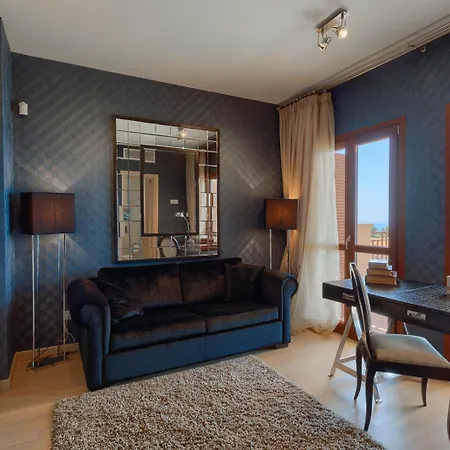 Aphrodite Hills - Junior