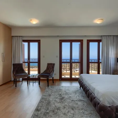 Aphrodite Hills - Junior Ośrodek wypoczynkowy 5*