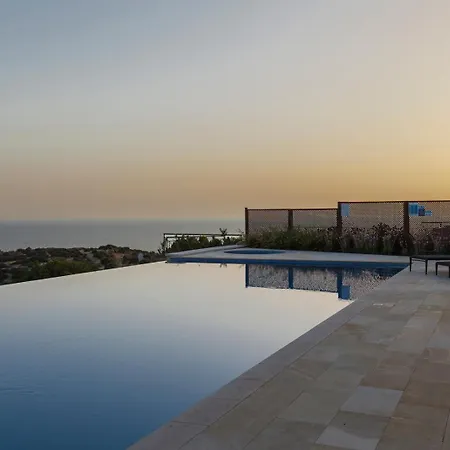 Aphrodite Hills - Junior 5*