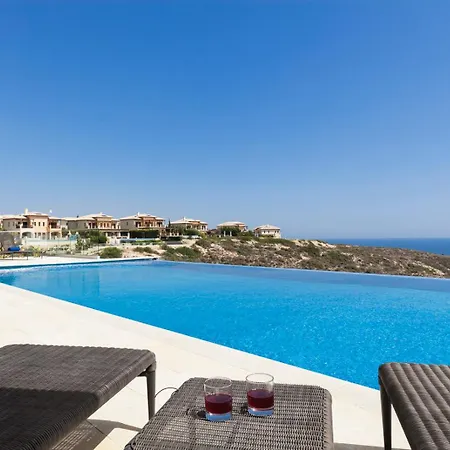 Aphrodite Hills - Junior 5*