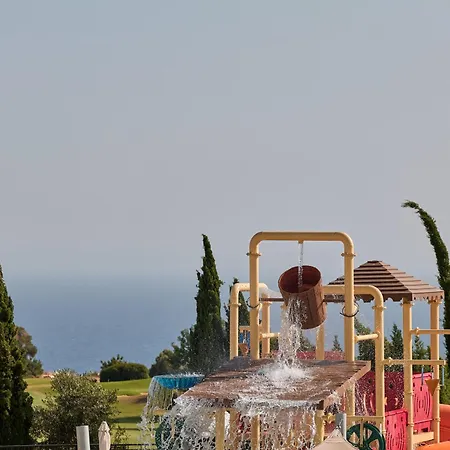 Aphrodite Hills - Junior 5*