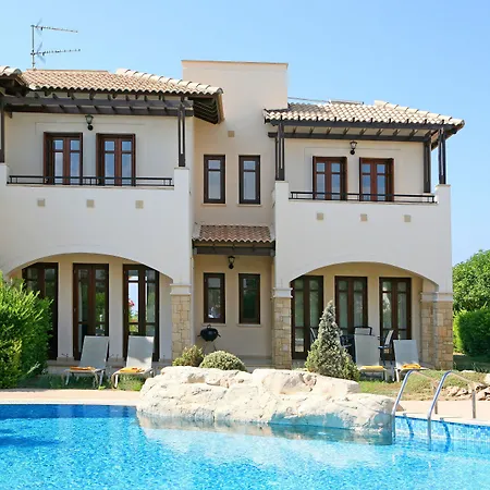 Resort Aphrodite Hills - Junior