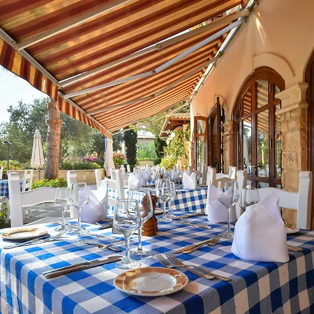 Aphrodite Hills - Junior Resort 4*