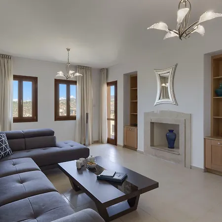 Resort Aphrodite Hills - Junior Kouklia