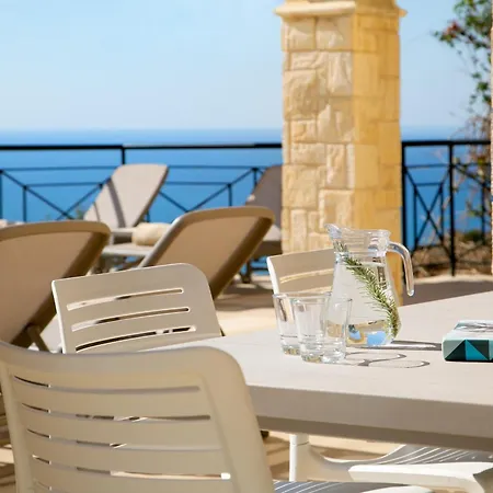 Resort Aphrodite Hills - Junior