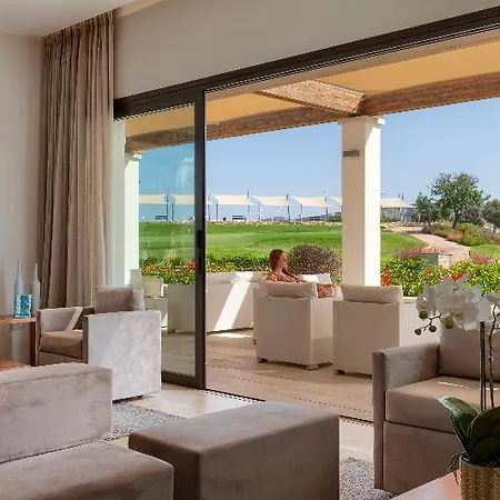 Resort Aphrodite Hills - Junior 4*