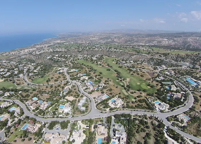 Aphrodite Hills - Junior Semesteranläggning (resort)