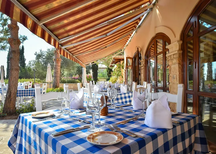 Aphrodite Hills - Junior Rezort 4*