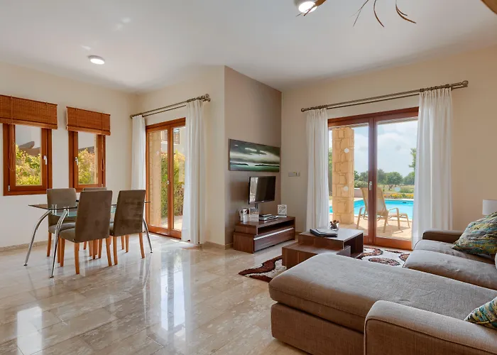 Semesteranläggning (resort) Aphrodite Hills - Junior 4*